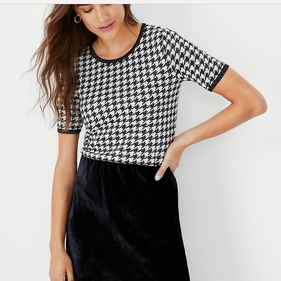 Ann Taylor Tops - Ann Taylor Shimmer Houndstooth Sweater Tee